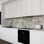 Apartament U Siebie W Domu. W Nowej Dzielnicy. *