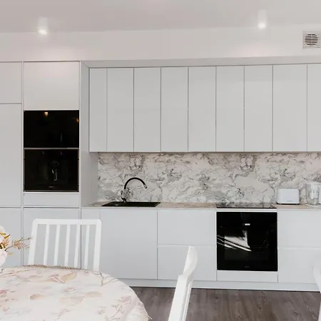 U Siebie W Domu. W Nowej Dzielnicy. 公寓 *