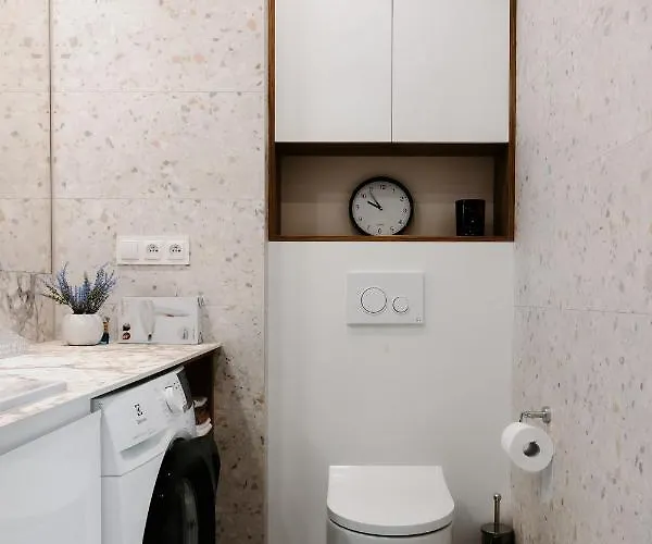 U Siebie W Domu. W Nowej Dzielnicy.