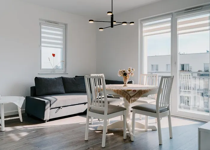 Daire U Siebie W Domu. W Nowej Dzielnicy.