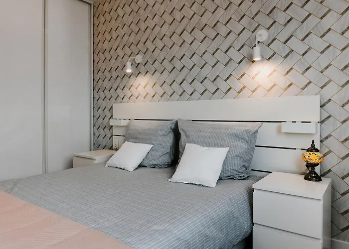 Daire U Siebie W Domu. W Nowej Dzielnicy.